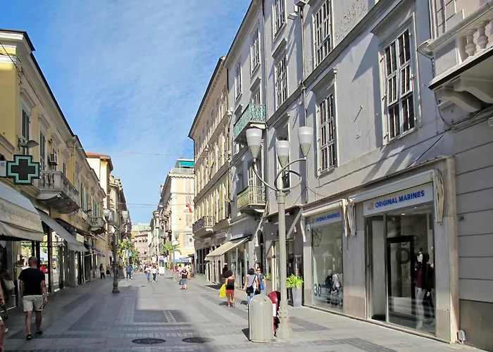 Floki By Interhome *